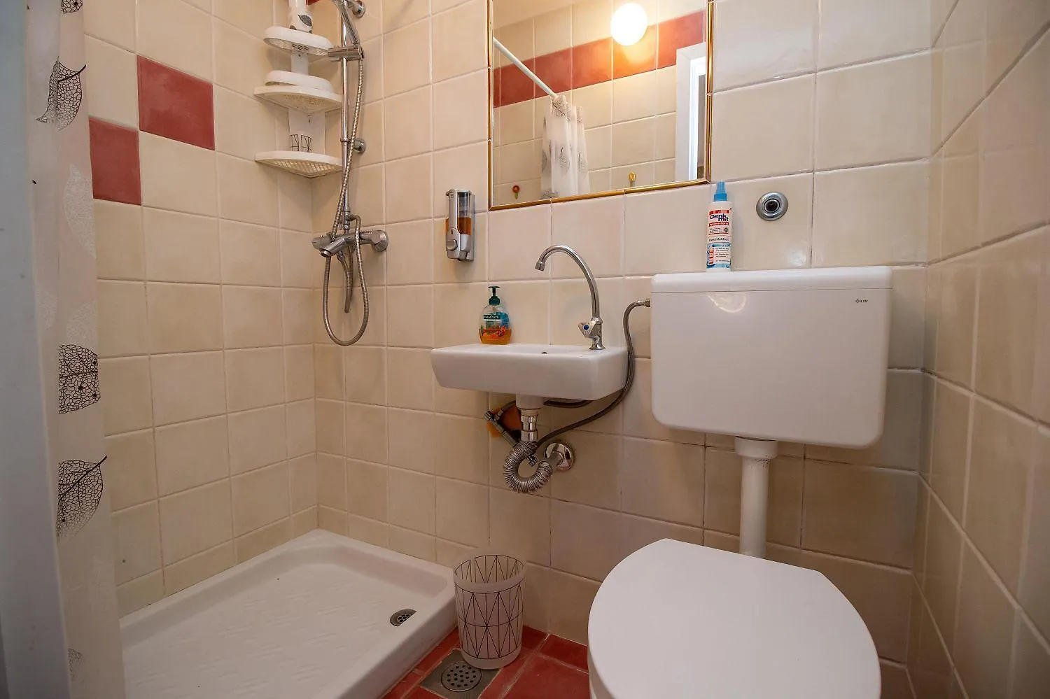 Modernes Apartment Nur 50 Meter Zum Zentrum Von Rovinj Mit Privatparkplatz