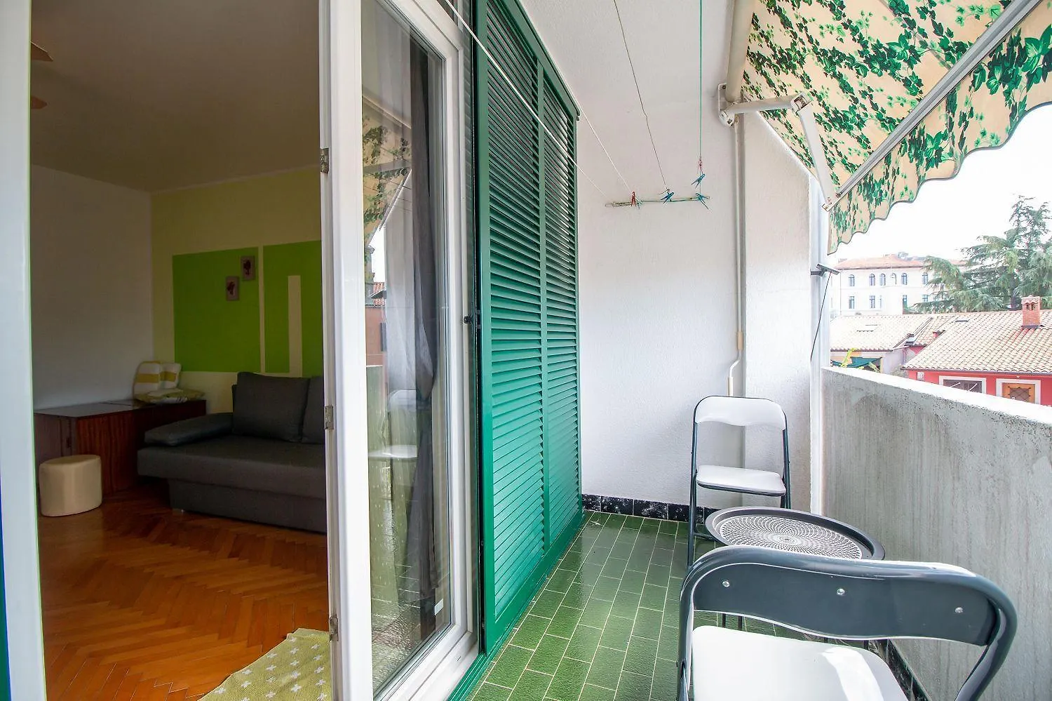 Modernes Apartment Nur 50 Meter Zum Zentrum Von Rovinj Mit Privatparkplatz